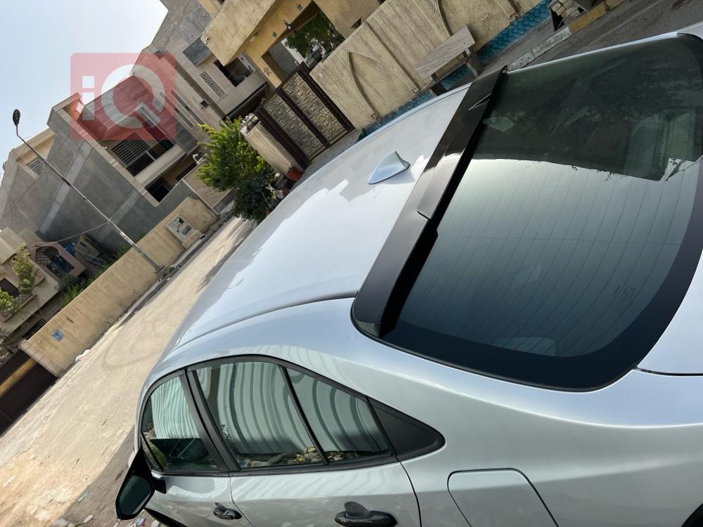 تۆیۆتا کۆرۆلا